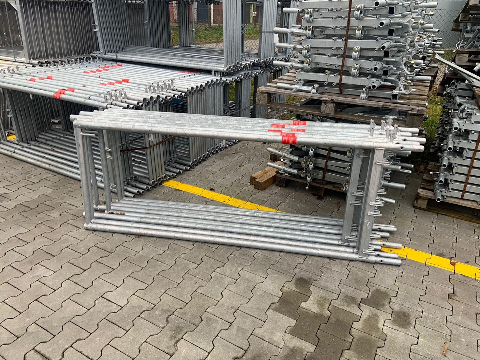NEW PRODUCT 216m² Scaff 74 steel scaffolding Échafaudag Lešení