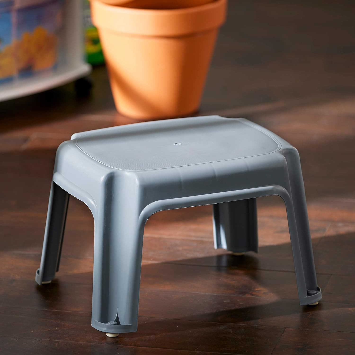 9.5″ Portable Step Stool – 6 Pack for Kitchen, Bathroom & Garage Use