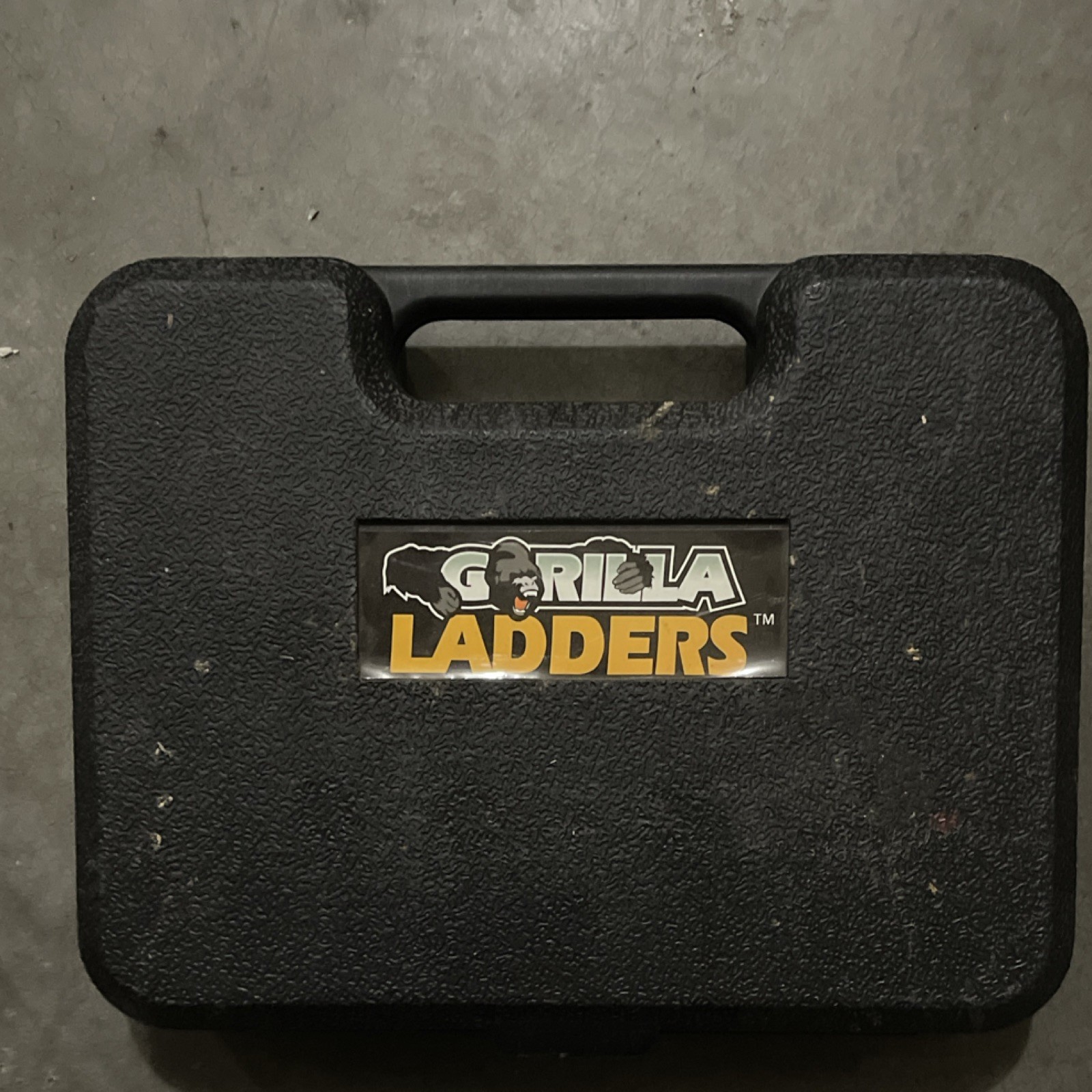 Gorilla Ladders Accessory Hinge Kit with Case and Manual