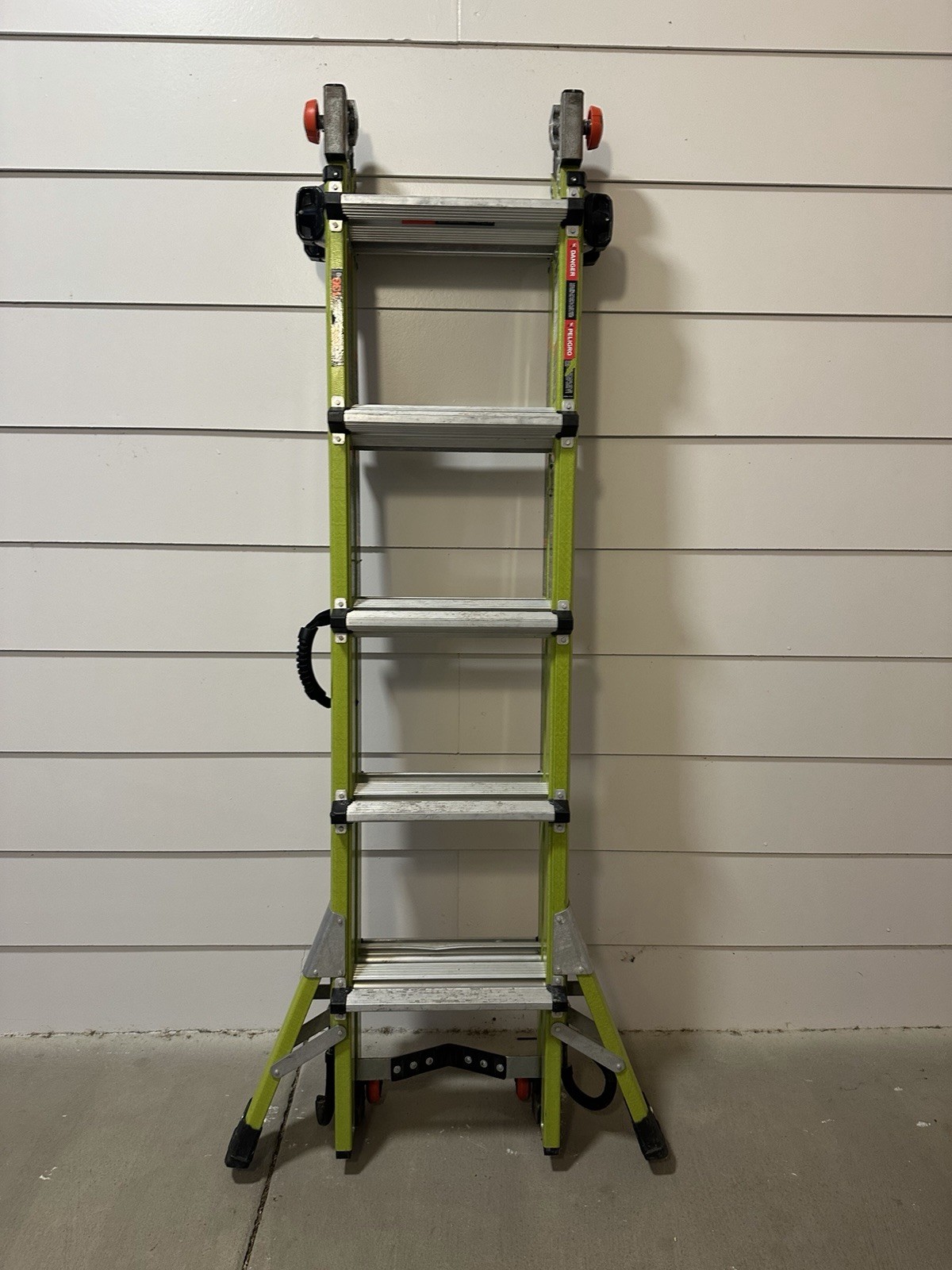 Little Giant Ladder Systems 2.0 Conquest Folding Green Aluminum Ladder