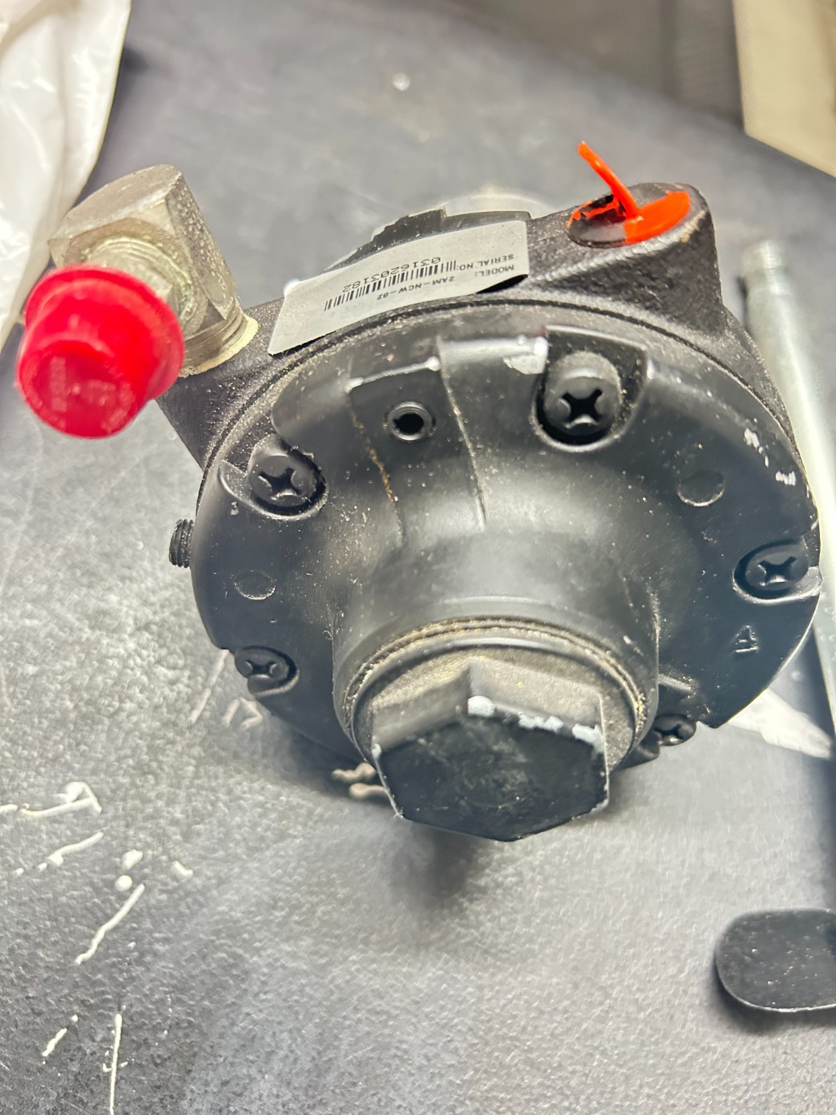 2AM-NCW-82 Rotary Vane Air Motor W/PT428 Shaft assembly