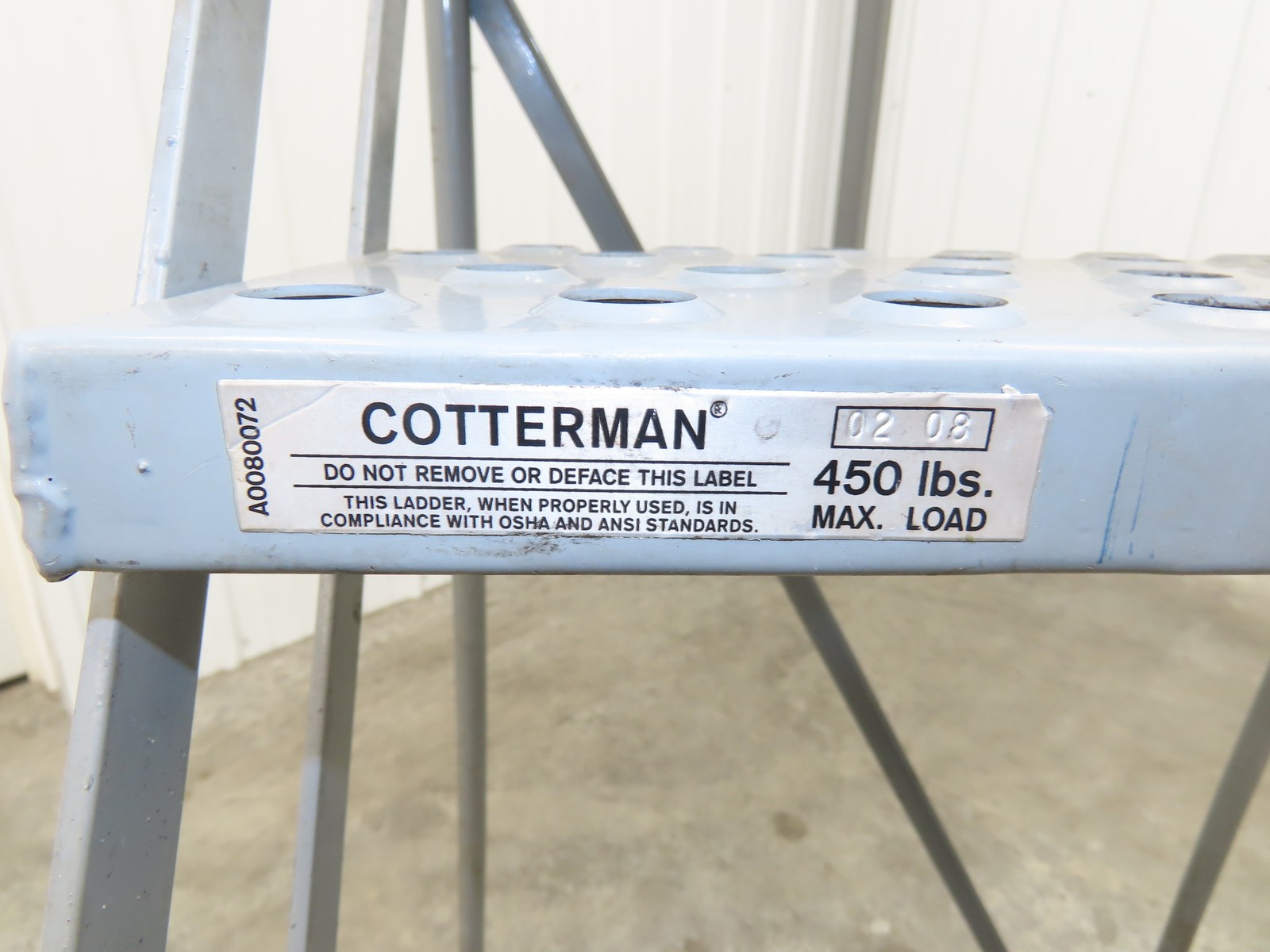 Cotterman Metal Rolling Ladder 5-Step 50″H Platform 24×7″Tread 80″H 30″W 450Lb