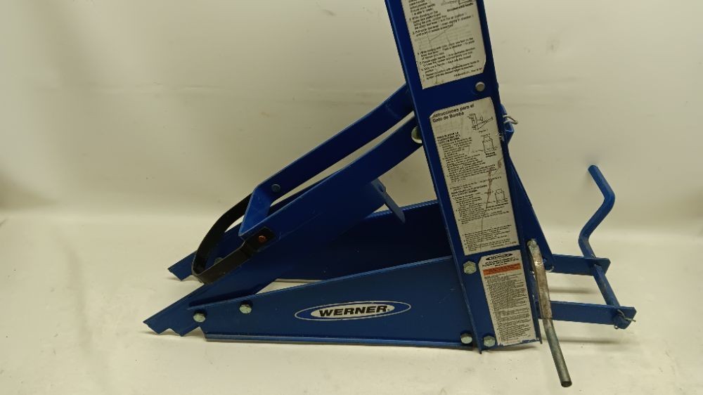 WERNER SPJ-100 PUMP JACK MULIT PURPOSE