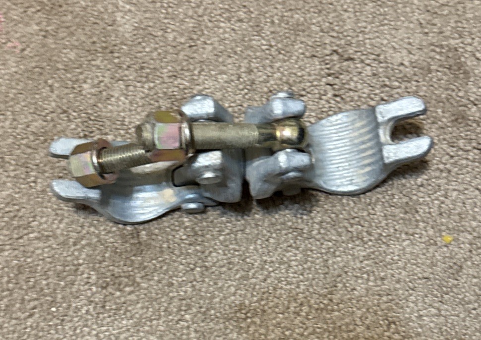 All Purpose Bolted Swivel Dual Clamp for Scaffold Frame Galvanized Heavy Duty