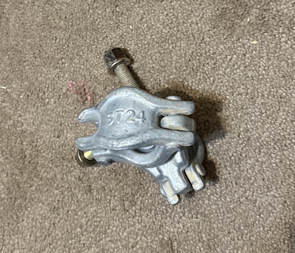 All Purpose Bolted Swivel Dual Clamp for Scaffold Frame Galvanized Heavy Duty
