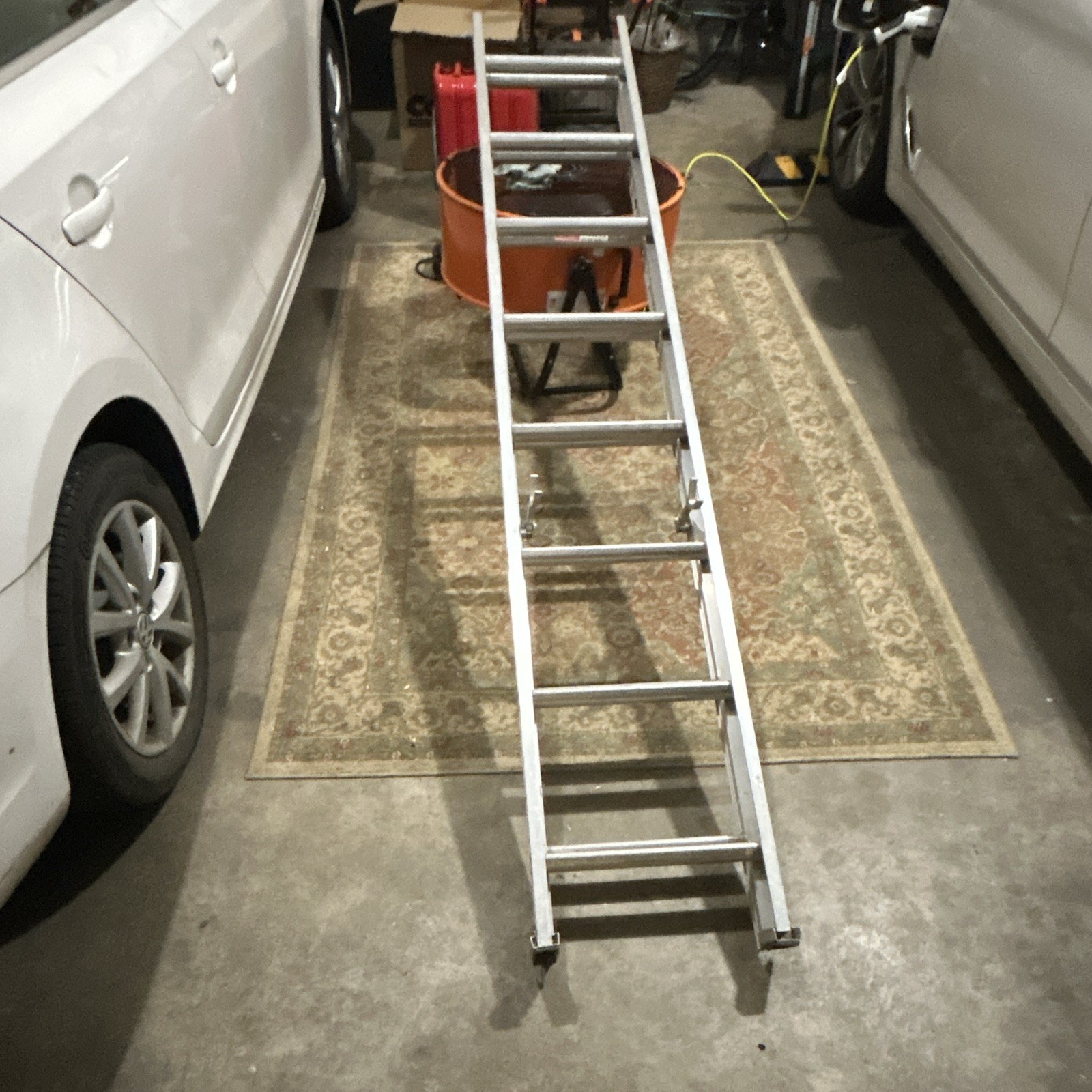 Keller Ladder 16′ Max-Use Length 13′ Rated for 200lbs – Model No. 3116