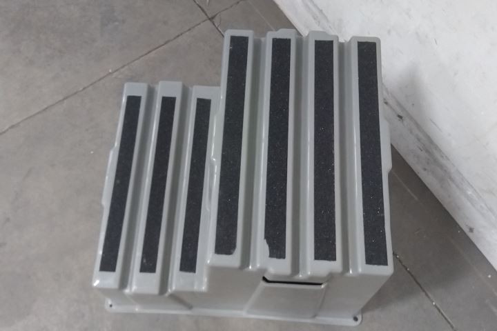Brand Name 44ZJ56 19-3/4 In Overall H 500 Lb Load Capacity 2 Step Box Step Stool