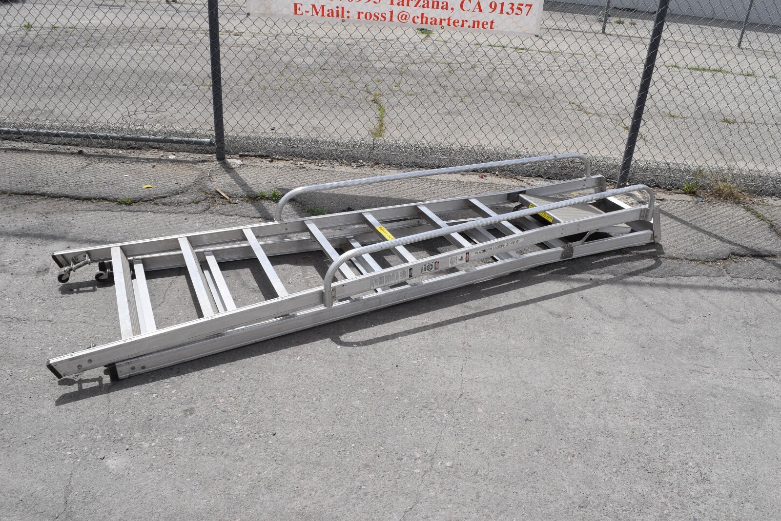 Alaco Rolling Warehouse Platform Safety Stockroom Ladder 8 Step Handrail 1035-8