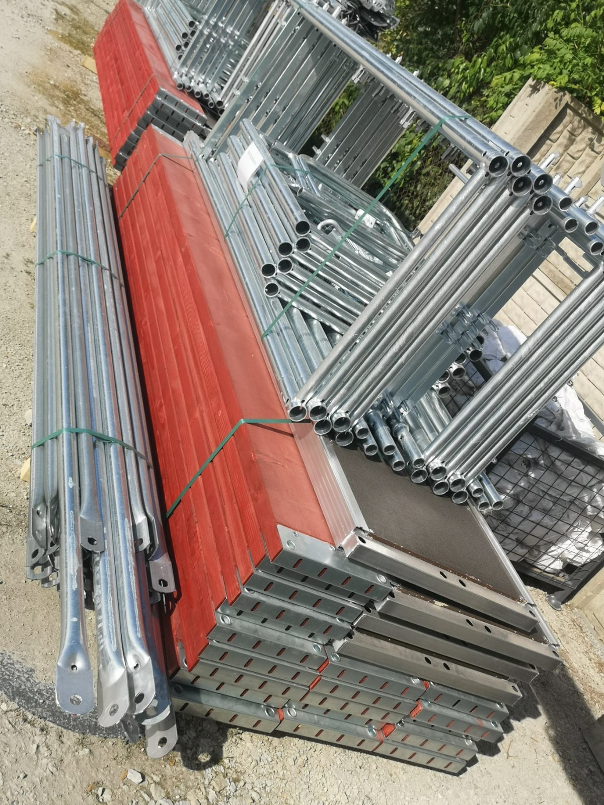 Scaffolding 153.60 sqm Scaffolding Állvany scaff 74 Working scaffold New