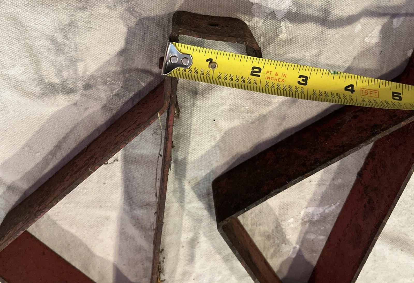 Qual-Craft Steel Fixed Roof Bracket Set of 2 Red Paint Missing No Label Redo