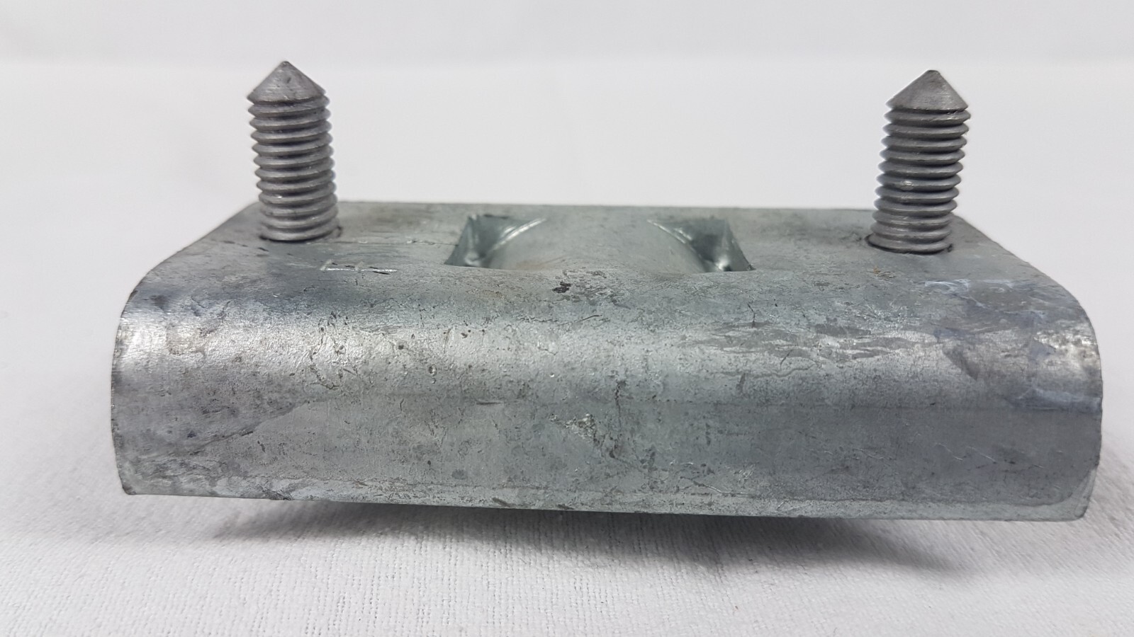 FlexiStrut FM3087 Beam Clamp Channel Connector Galvanised Steel – Unused