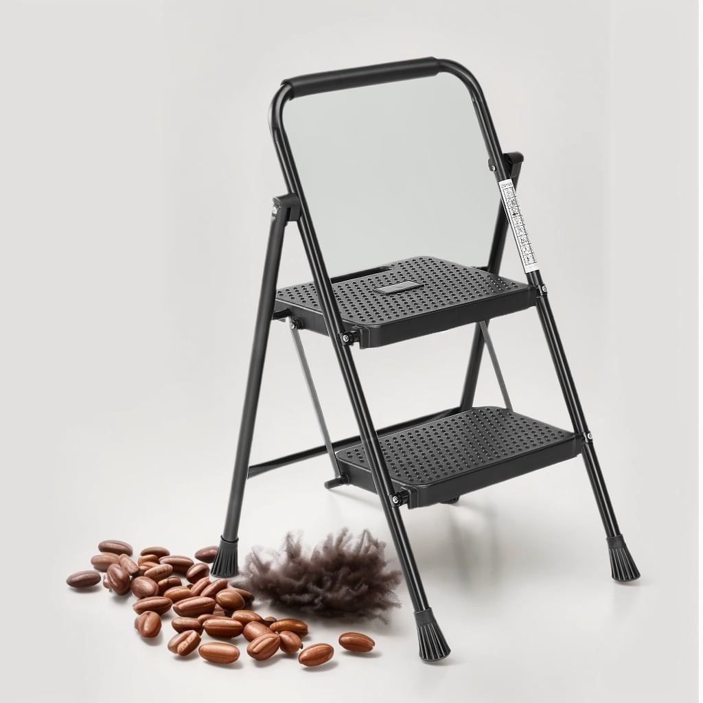 Double-fold ladder with wide non-slip steps, suitable for indoor and outdoor use