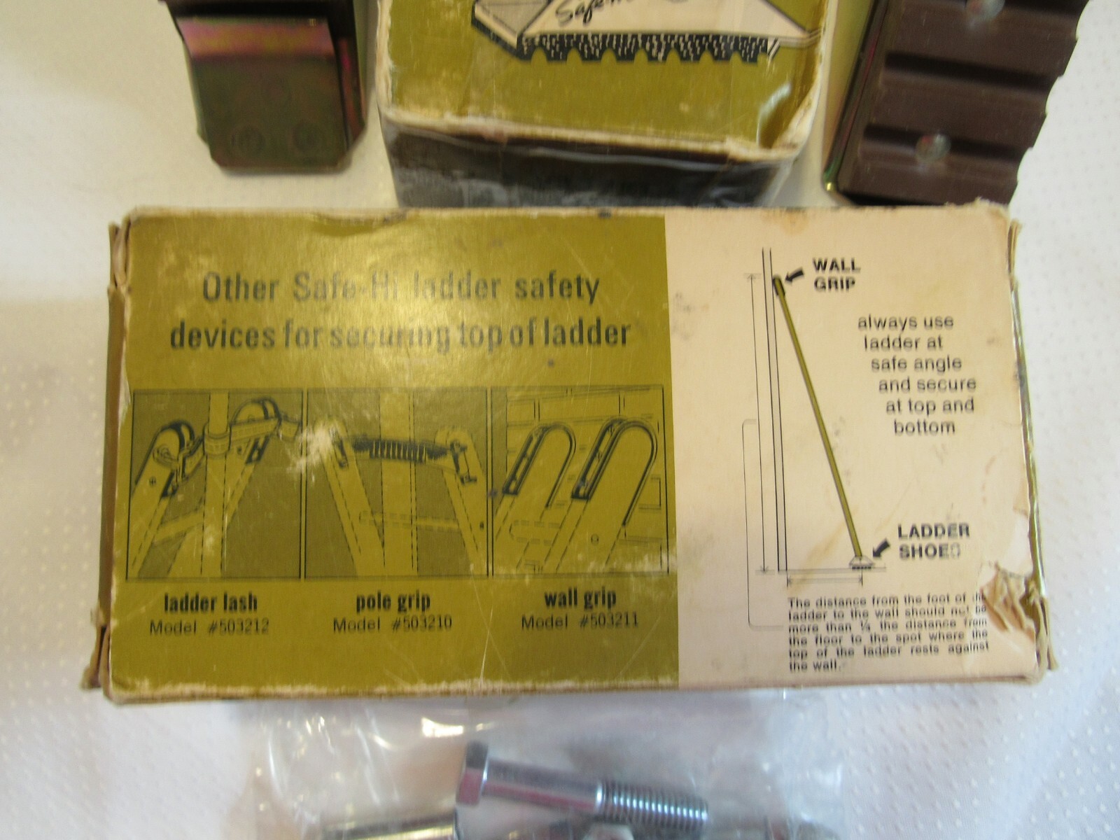 Safe-Hi 503213 Ladder Shoes For Straight Ladders New Vintage (Lot of 2 Pair)