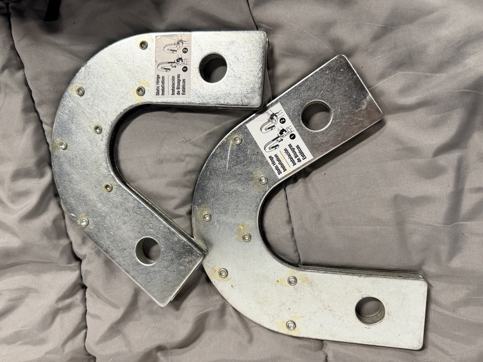 Static Hinge Metal Ladder Hooks/Attachments Brackets Pair w/ Instruction Labels