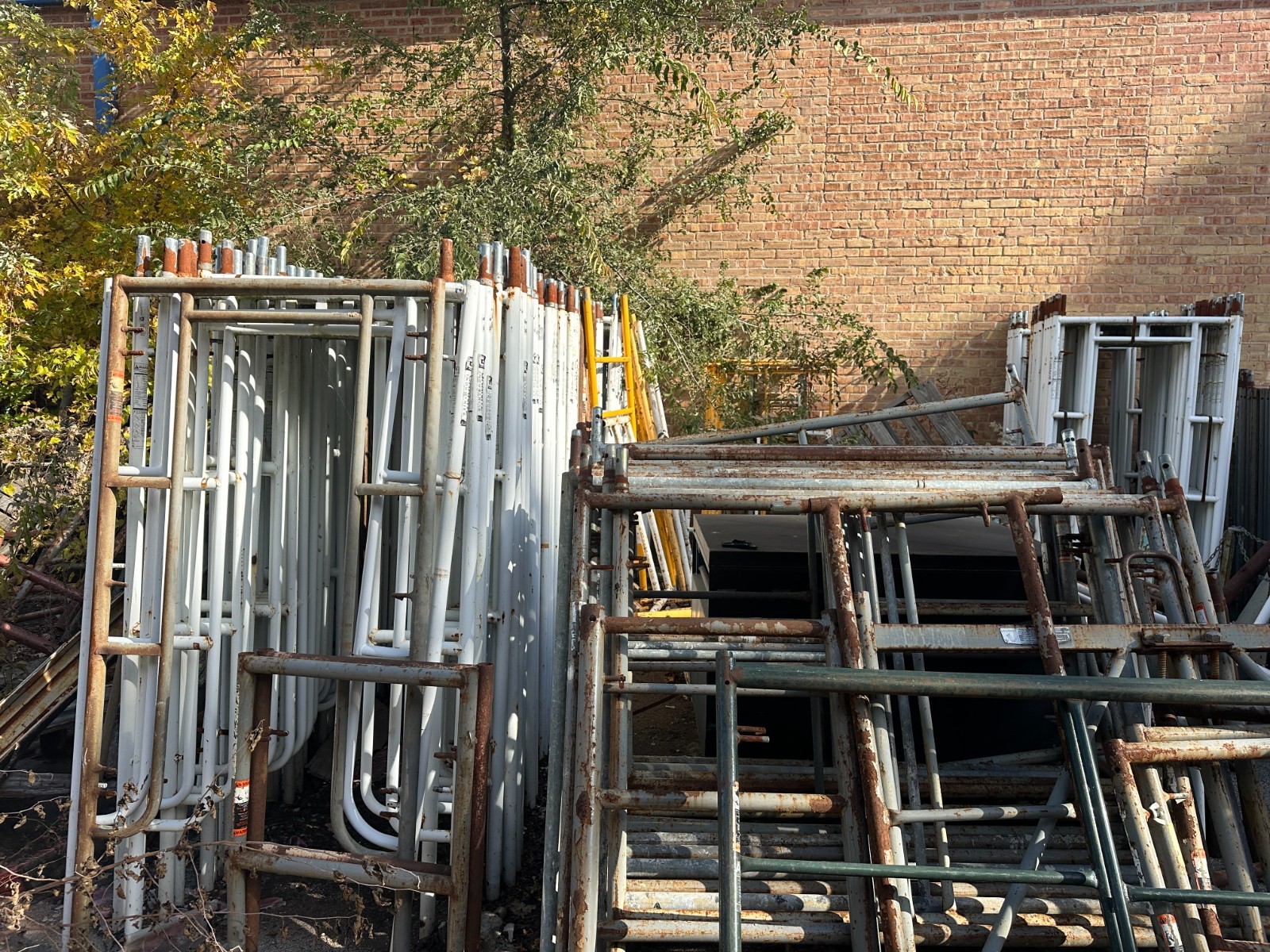 10 Set-Frame Scaffolding (Frames, Decks, CBs, Stairs, Railings, Jacks, Outrigs)