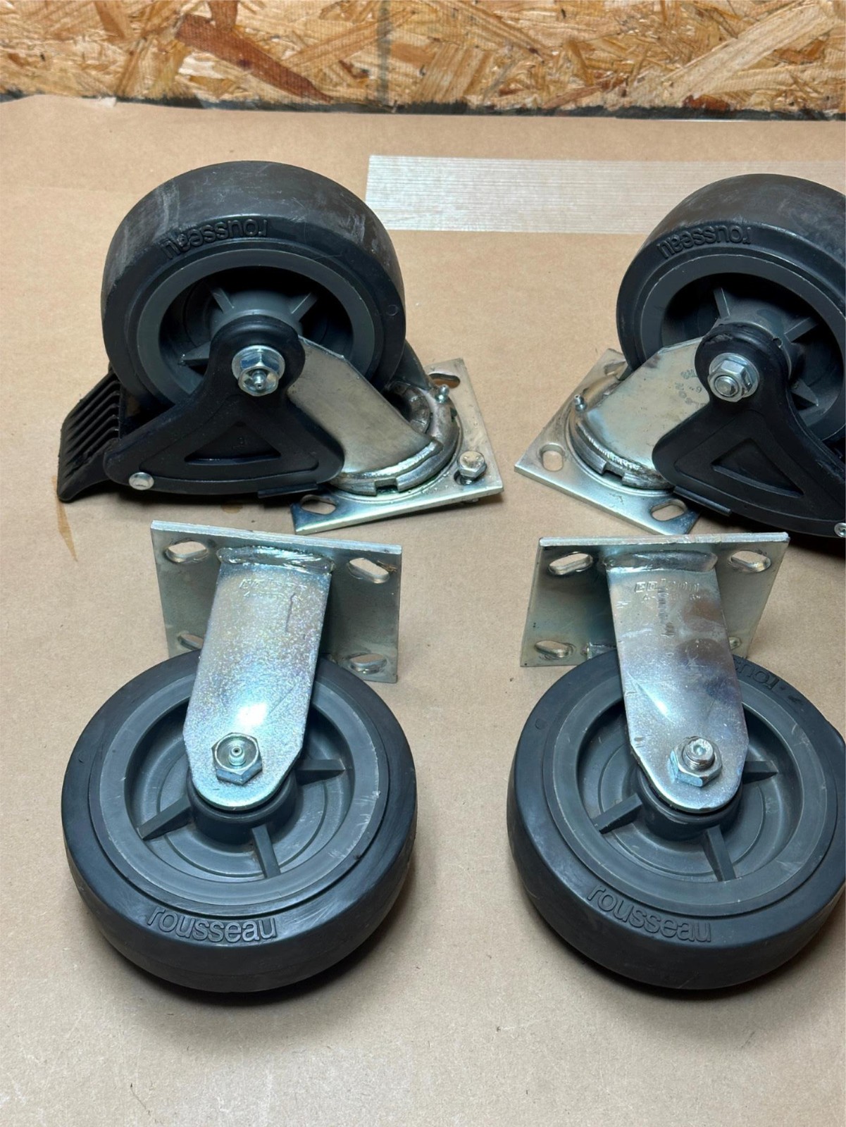 4x Colson Caster 6″ Wheel, 2x Lock & Swivel, 2x No Lock & No Swivel 4-5SER, 7″ T