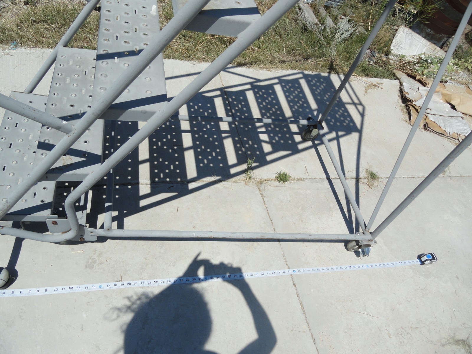 8 Step Steel Rolling Ladder Top Step W/ Handrails & Lock Step 9’3″