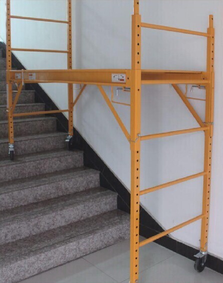 “BM” 18 FT SCAFFOLDING SET w/36″outriggers,GuardRail, Safety Hatch Platforms