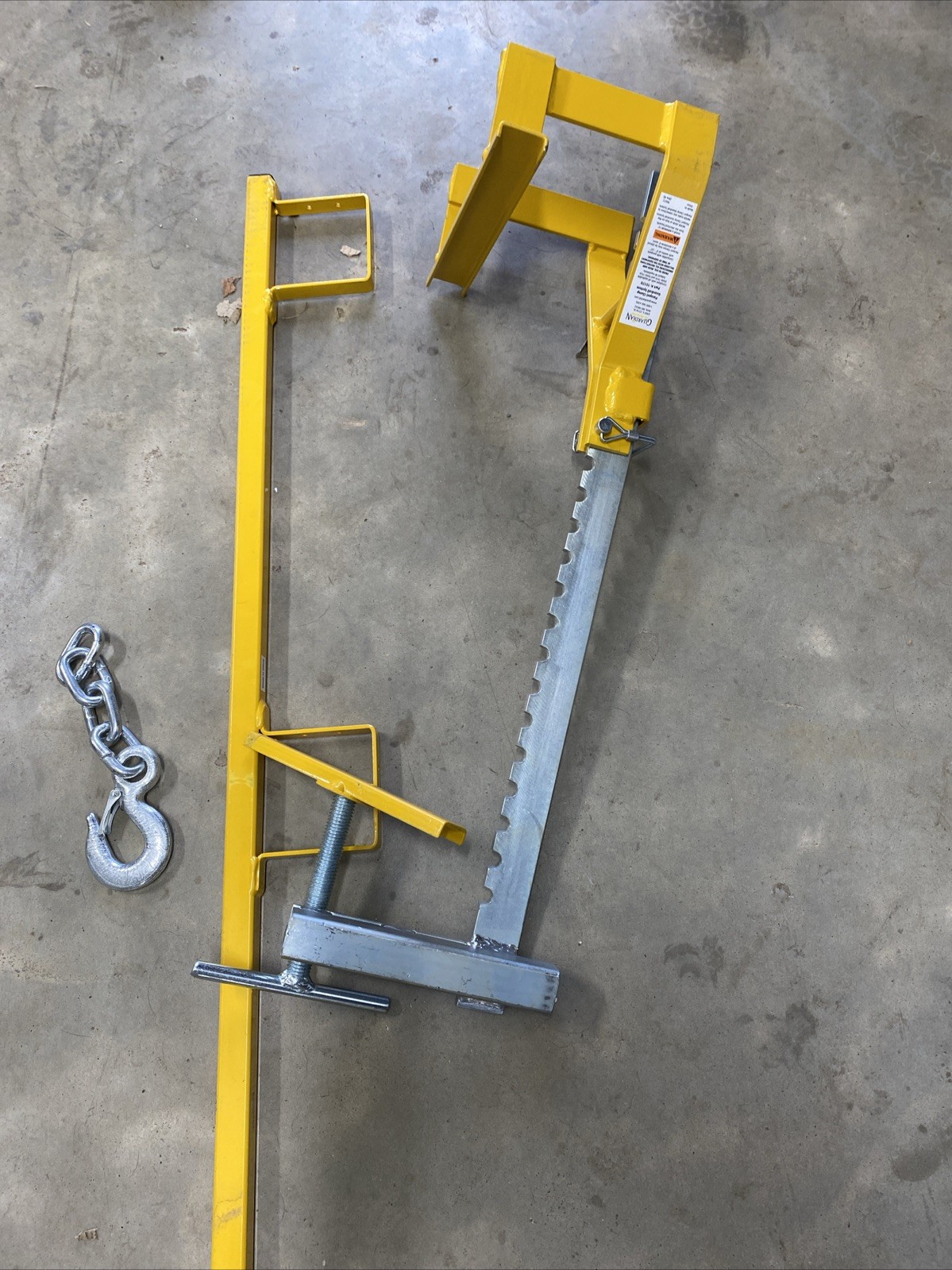 Guardian Fall Protection 15170 Parapet Clamp Guardrail System – SET**
