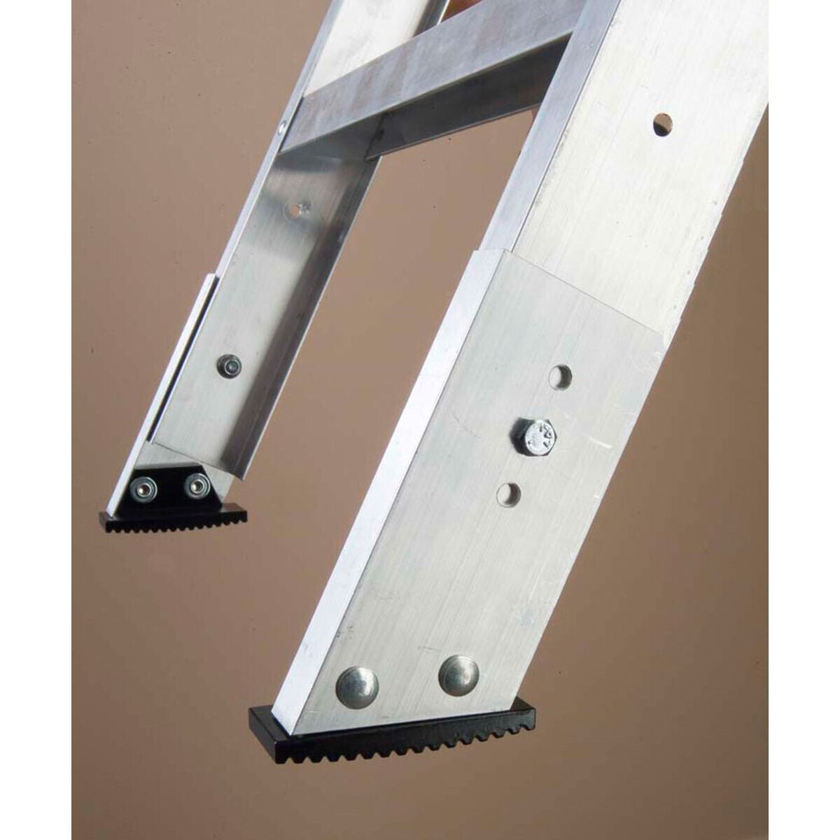Werner Attic Ladder Replacement Feet 36-98