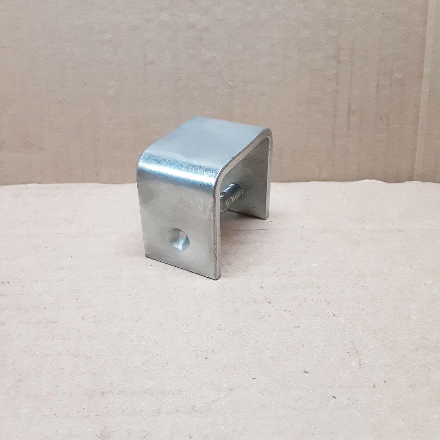 Original Unused Bil-Jax Scaffold Leveling Retainers (Set of 4)