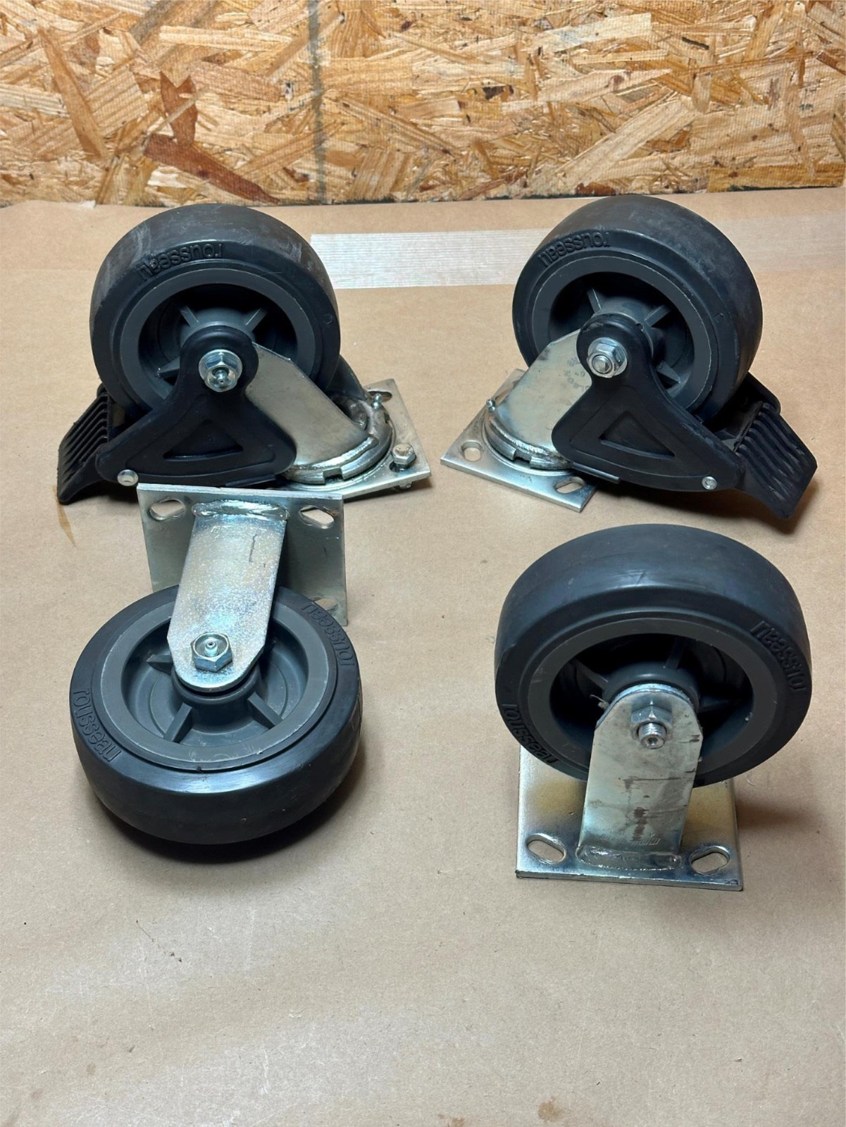 4x Colson Caster 6″ Wheel, 2x Lock & Swivel, 2x No Lock & No Swivel 4-5SER, 7″ T