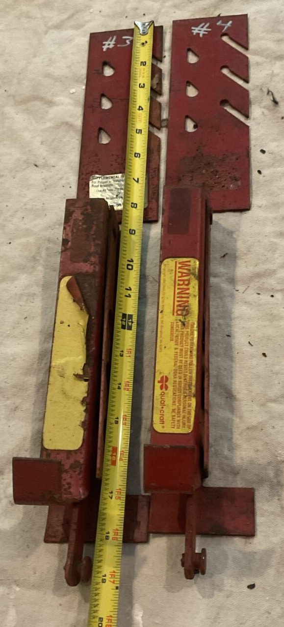 Qual Craft 10 In. Adjustable Roof Bracket (2 Brackets Included) Preowned Shingle