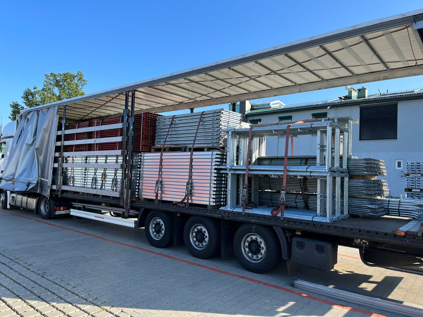 260m2 Scaffolding NEW scaff 74 Working Scaffolding Scaffolding Painters Scaff…
