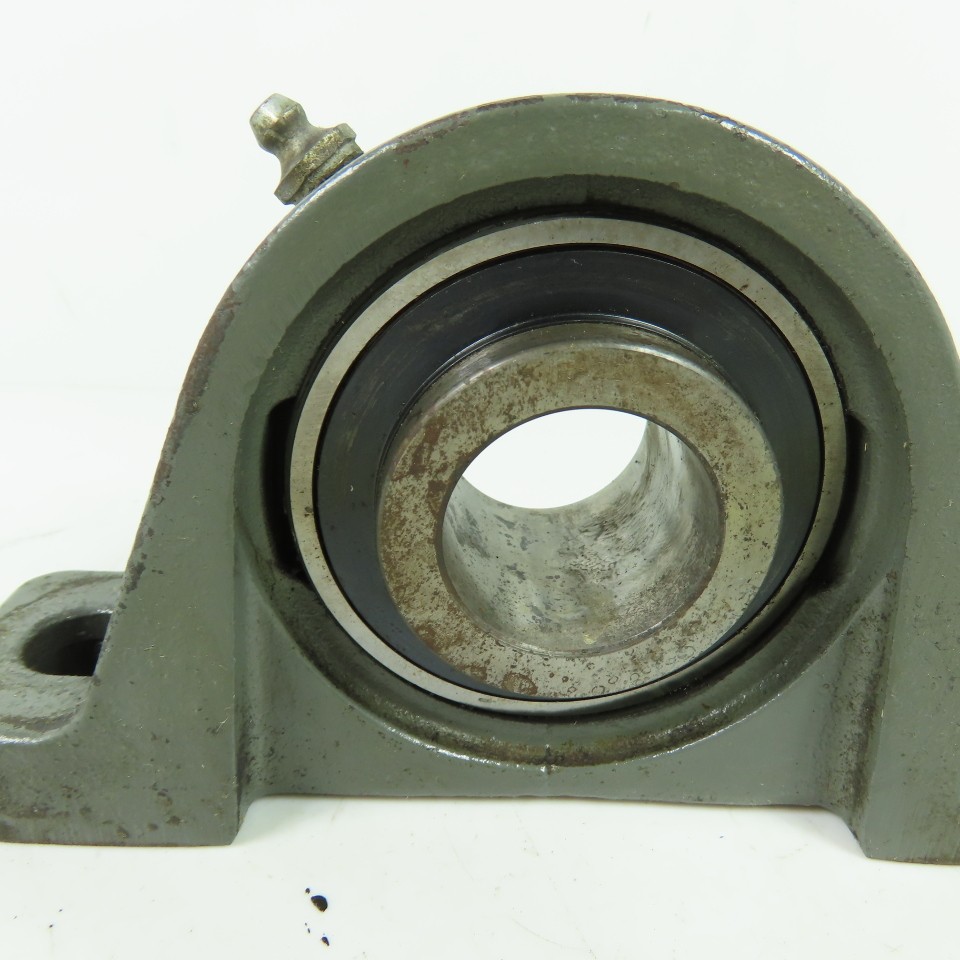 RP 1106 2-Bolt Pillow Block Ball Bearing 1-1/4″ Bore
