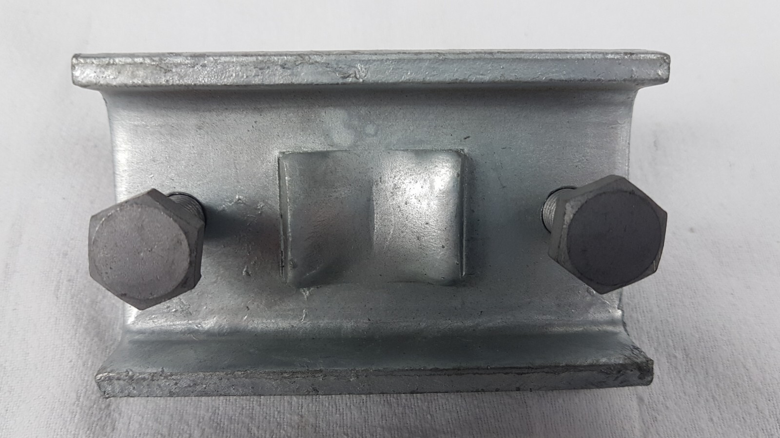 FlexiStrut FM3087 Beam Clamp Channel Connector Galvanised Steel – Unused