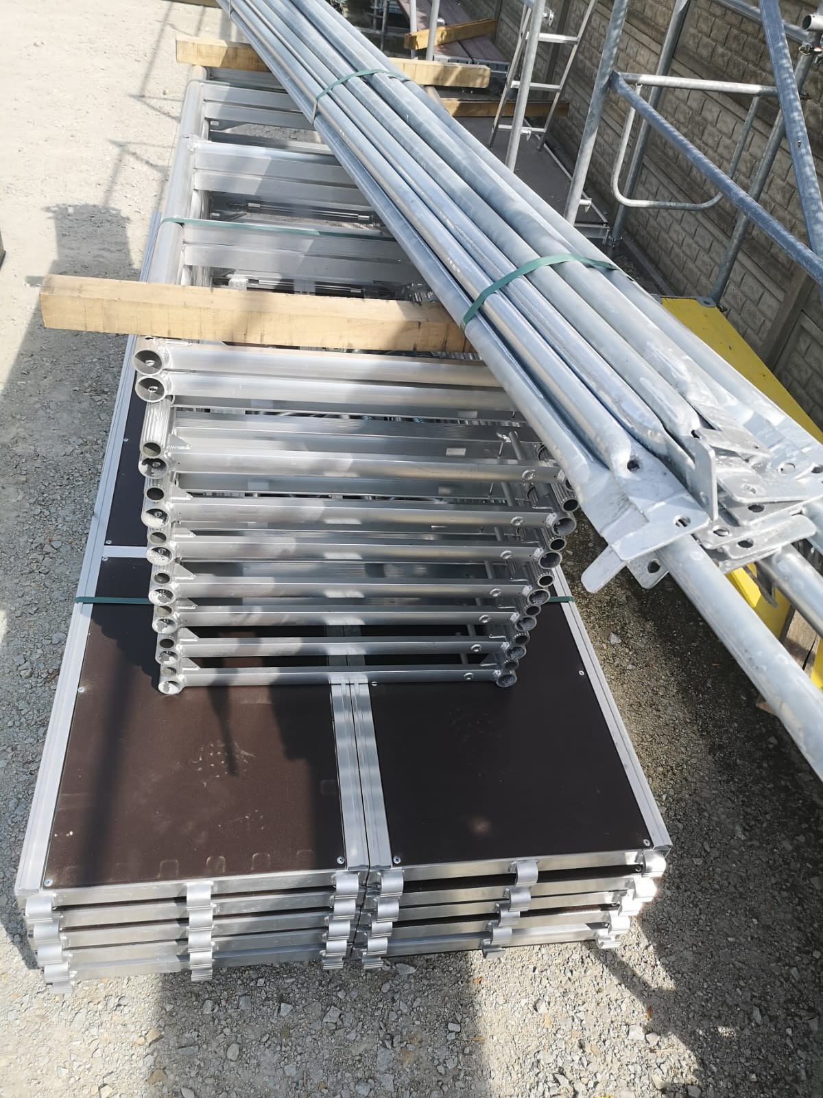 Aluminium scaffolding 8x15m Alu-scaff 73 scaffolding not used